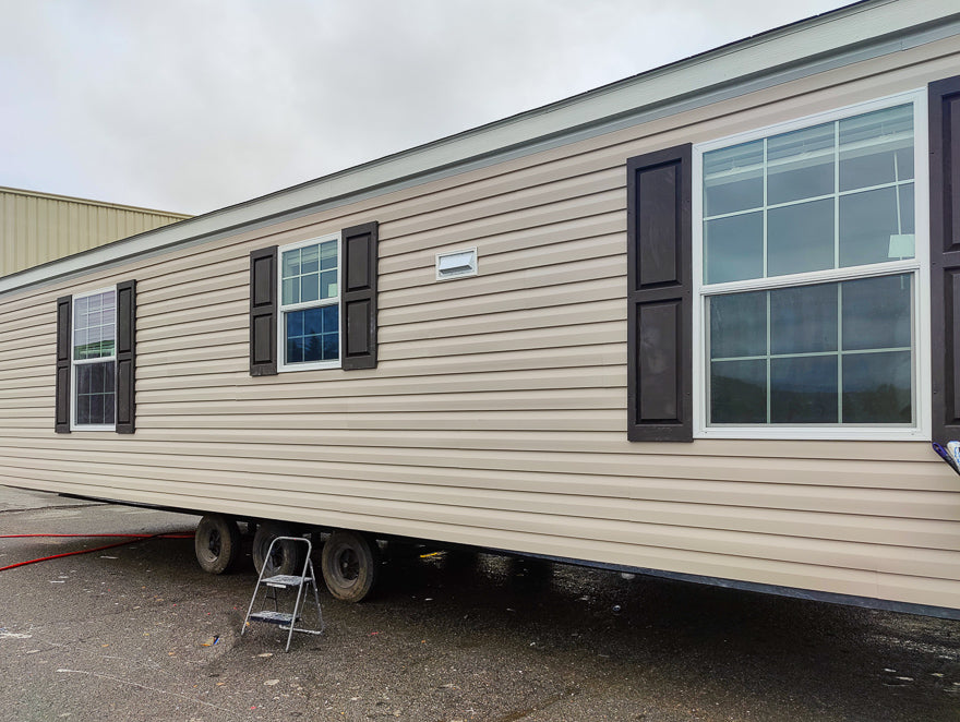 2bedroom 1 bath mobile home tiny home like new ships from North Carolina to  anywhere in continental usa