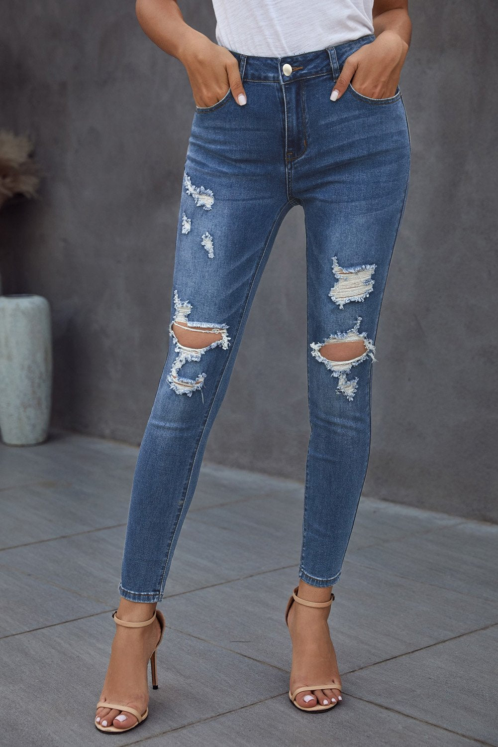 Hollow Out Vintage Skinny Ripped Jeans